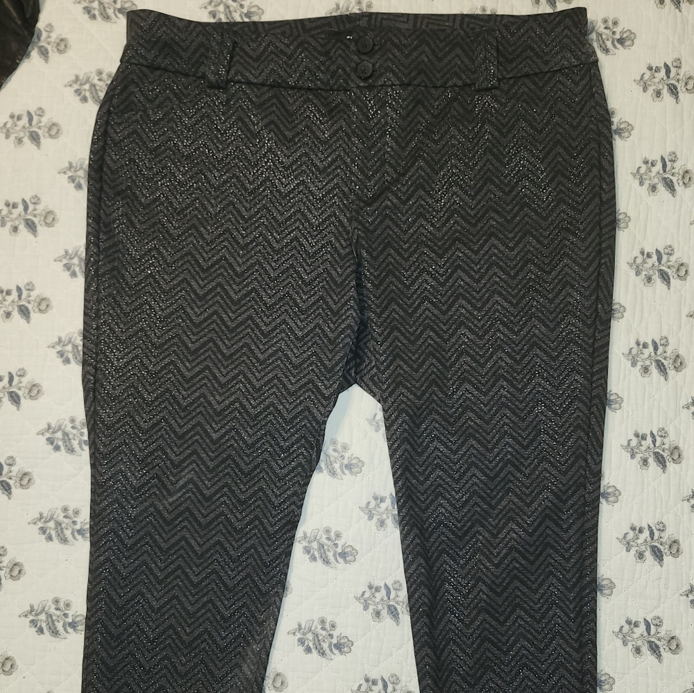 Torrid capri pants